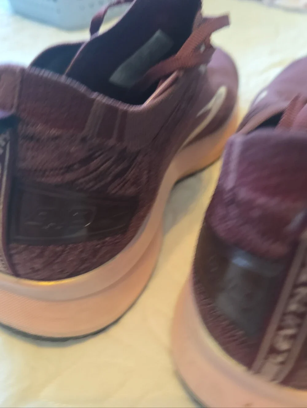 Brooks Levitate 4 Women's Size 11.5 Burgundy Plum Running Shoes